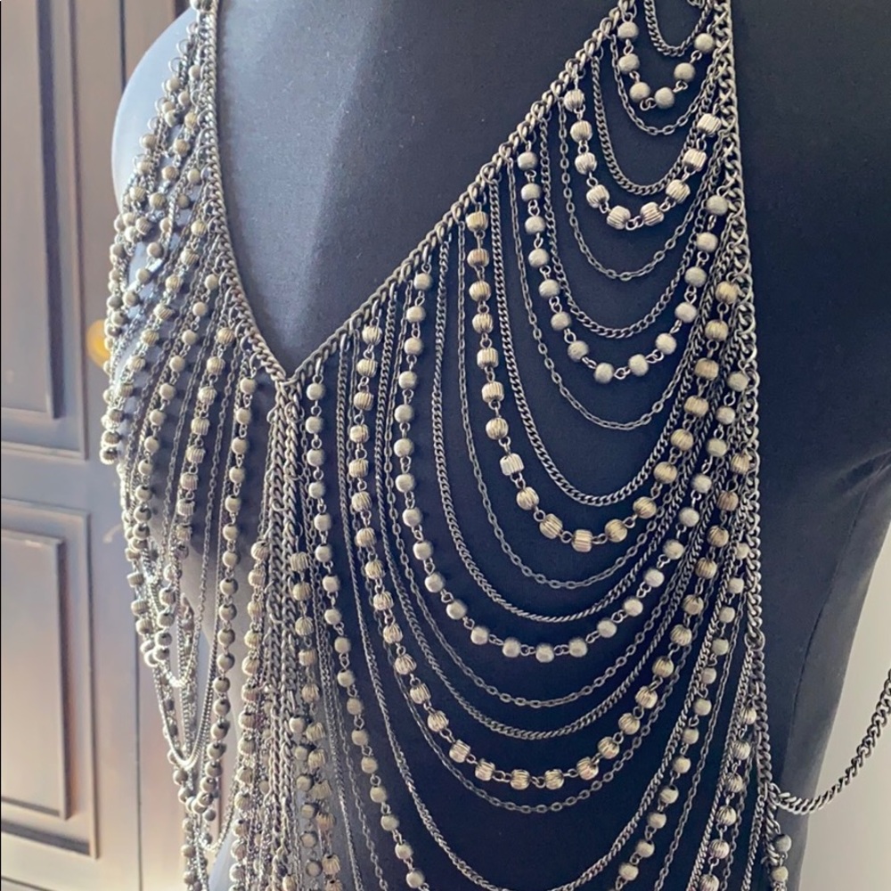 Detailed Body Chain - Picture 4 of 8